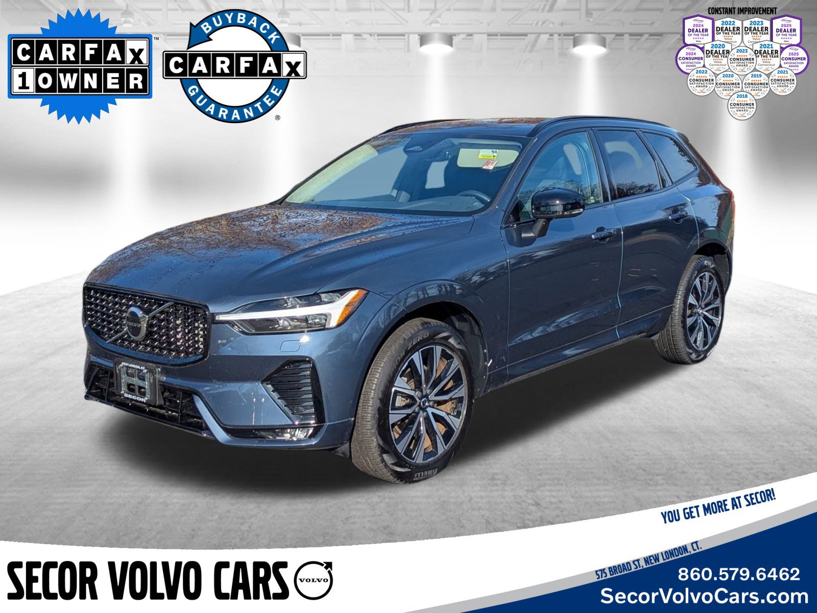 2024 Volvo XC60 Core's photo