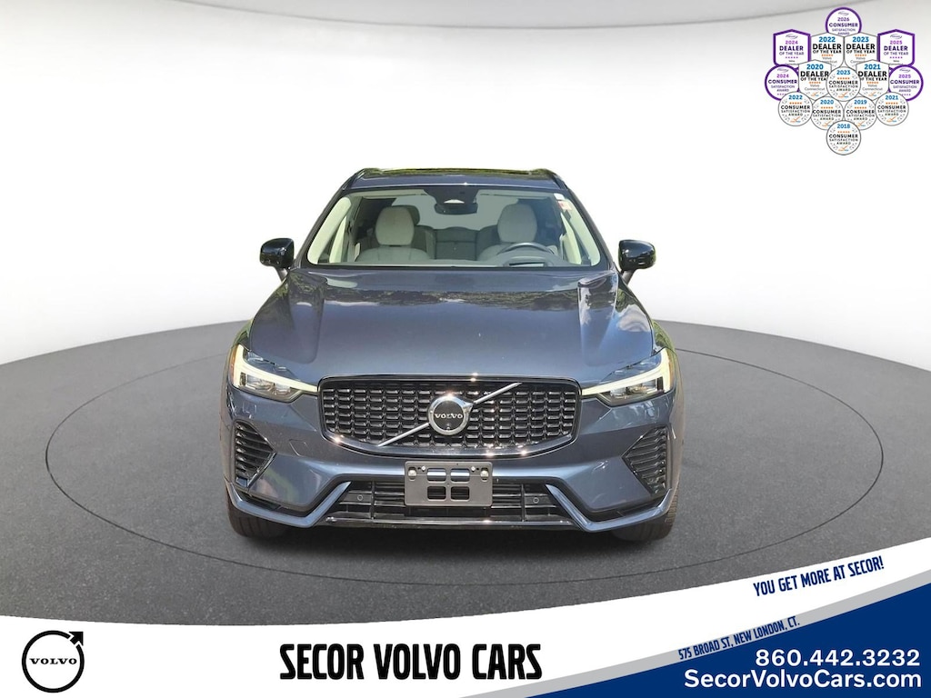 Used 2024 Volvo XC60 Recharge Plug-In Hybrid Ultimate Dark Theme T8 eAWD PHEV Ultimate Dark Theme
