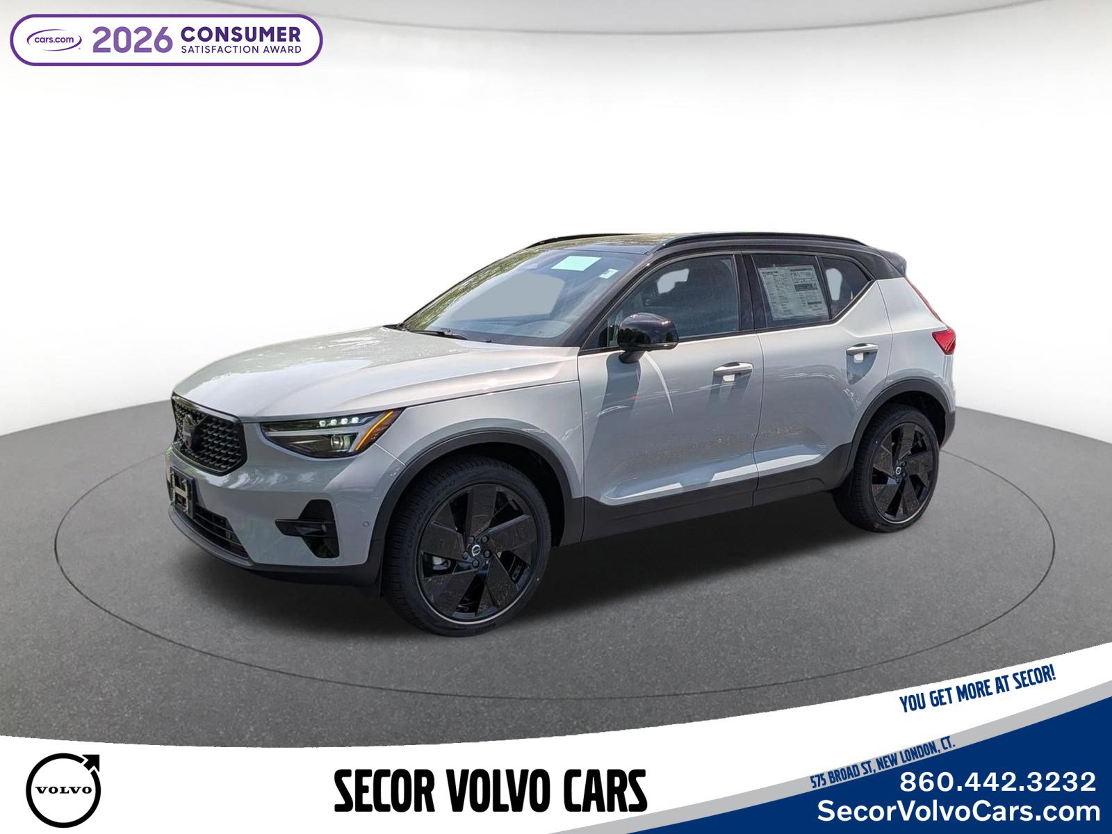 2026 Volvo XC40 SUV 