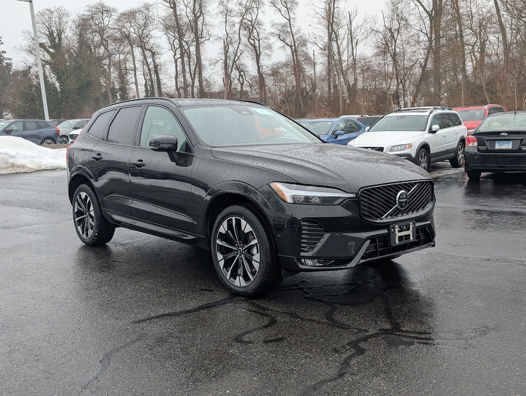 New 2026 Volvo XC60 B5 Plus SUV