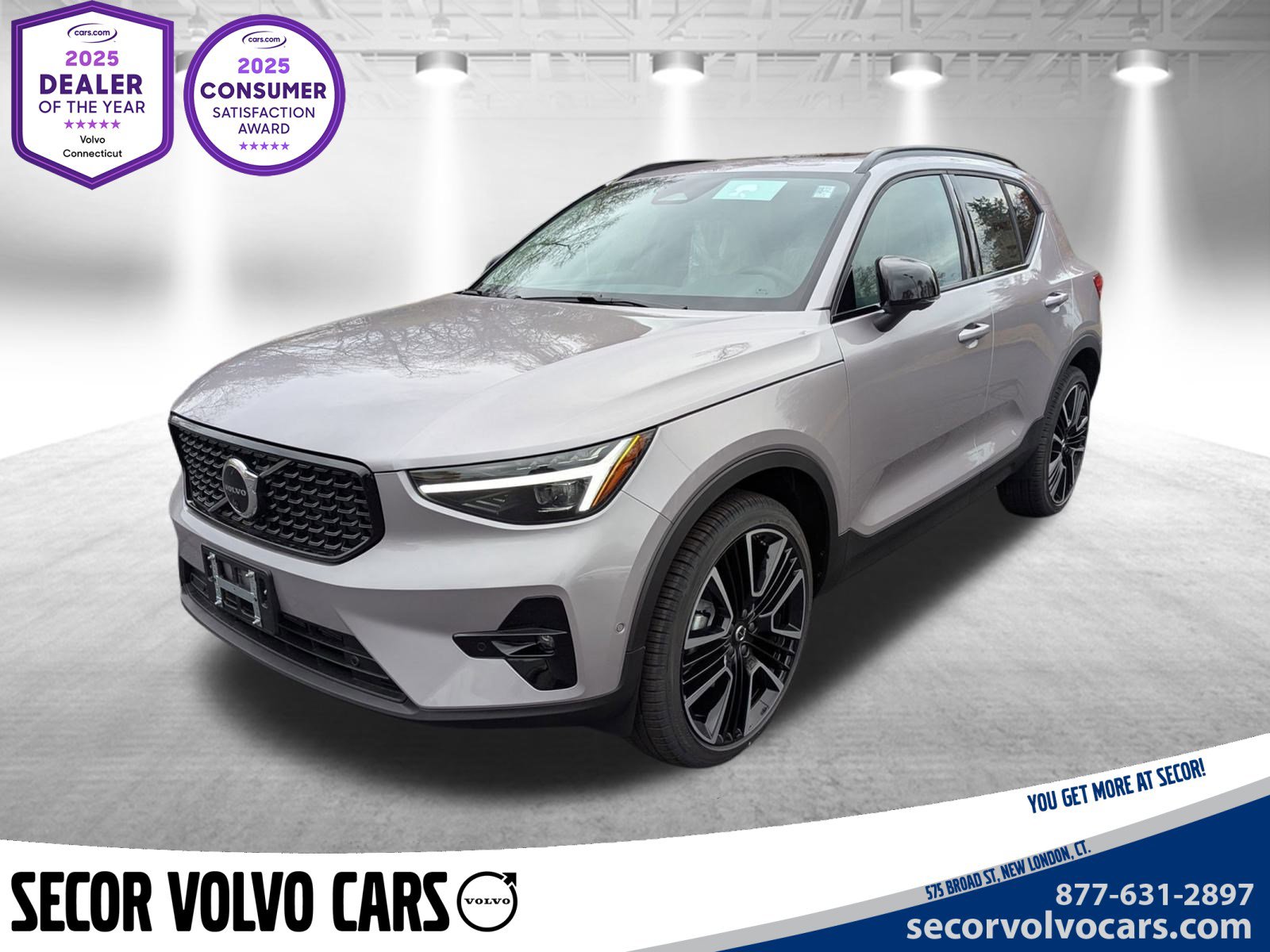 2026 Volvo XC40 SUV 