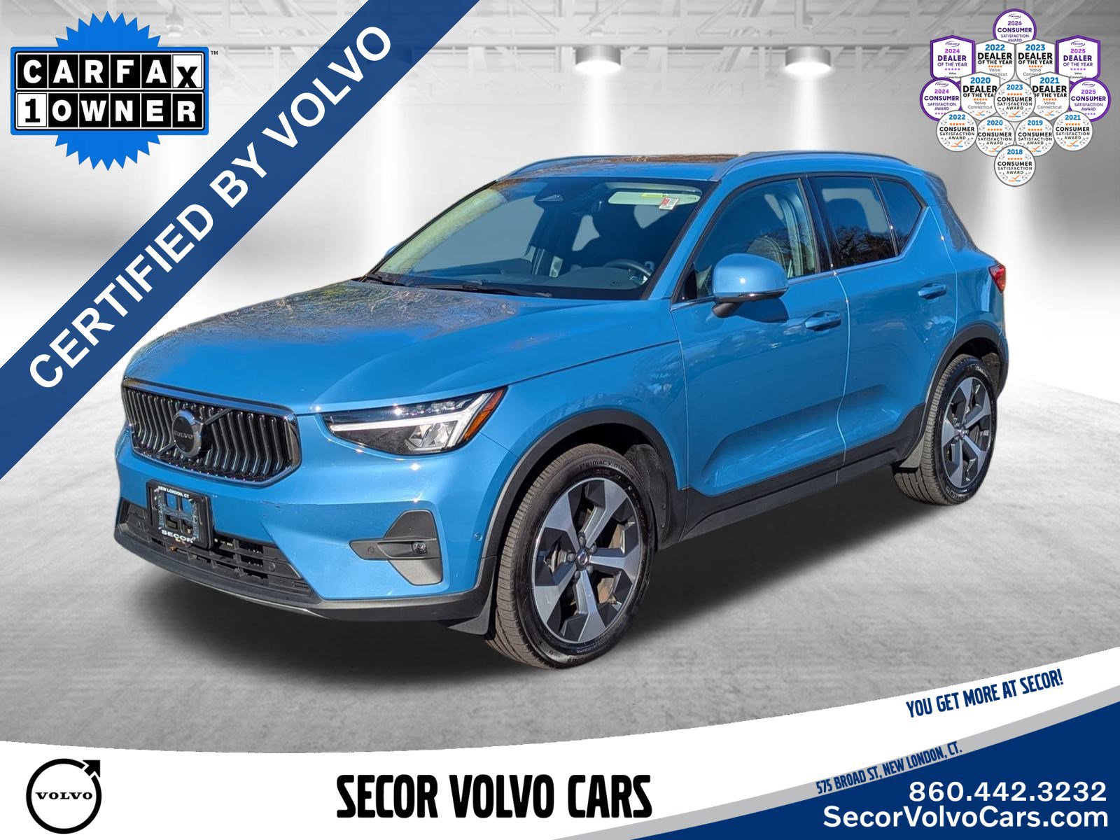 2023 Volvo XC40 B5 AWD Plus Bright Theme 