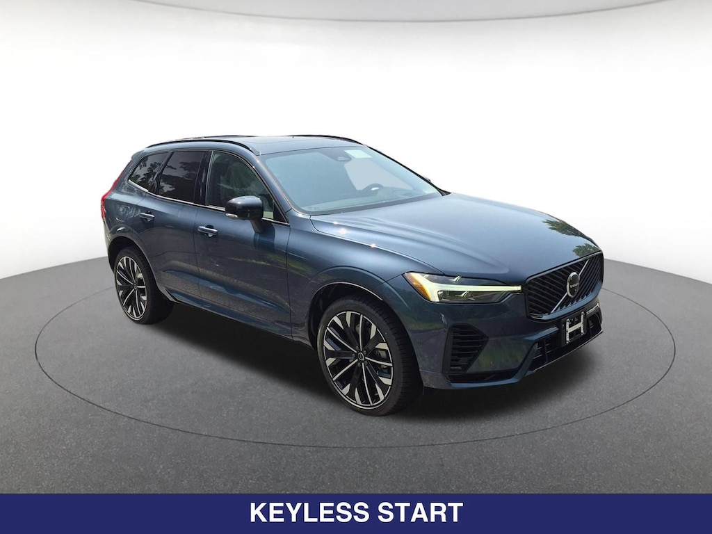 New 2026 Volvo XC60 plug-in hybrid T8 Ultra SUV