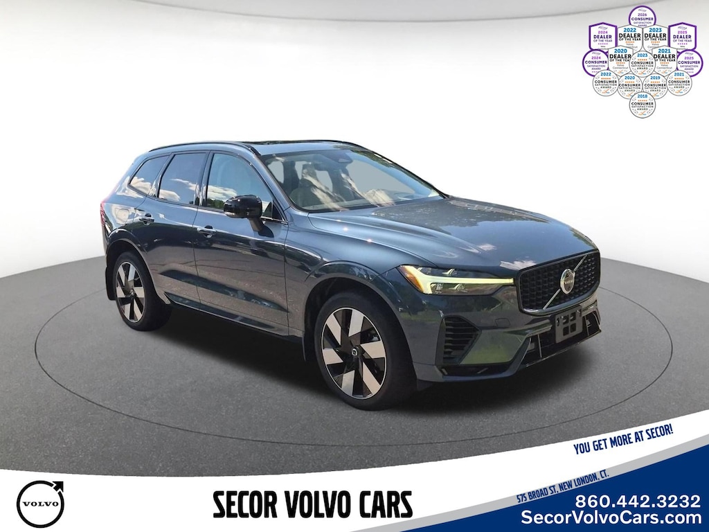 Used 2024 Volvo XC60 Recharge Plug-In Hybrid Ultimate Dark Theme T8 eAWD PHEV Ultimate Dark Theme