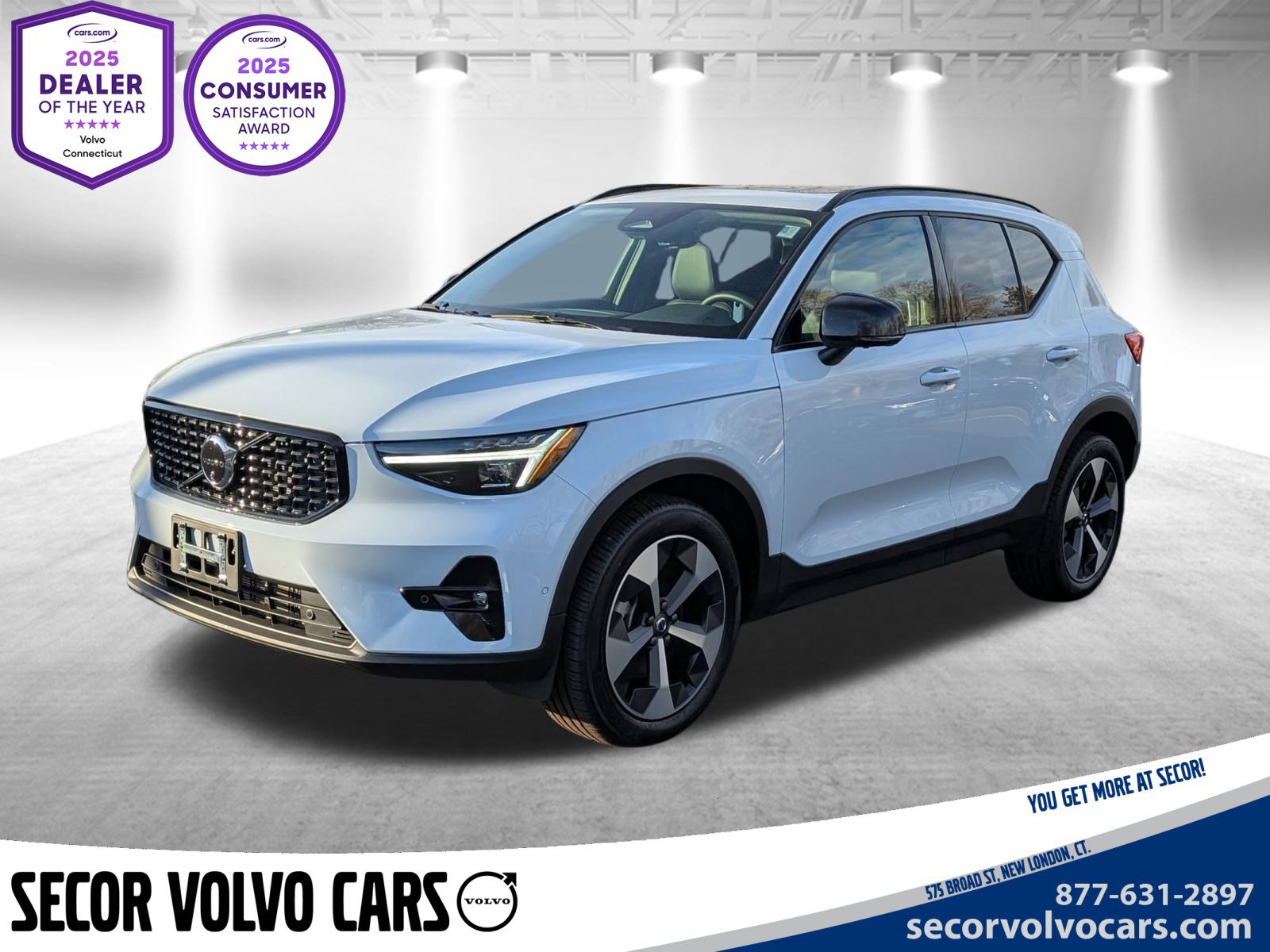 2026 Volvo XC40 SUV 