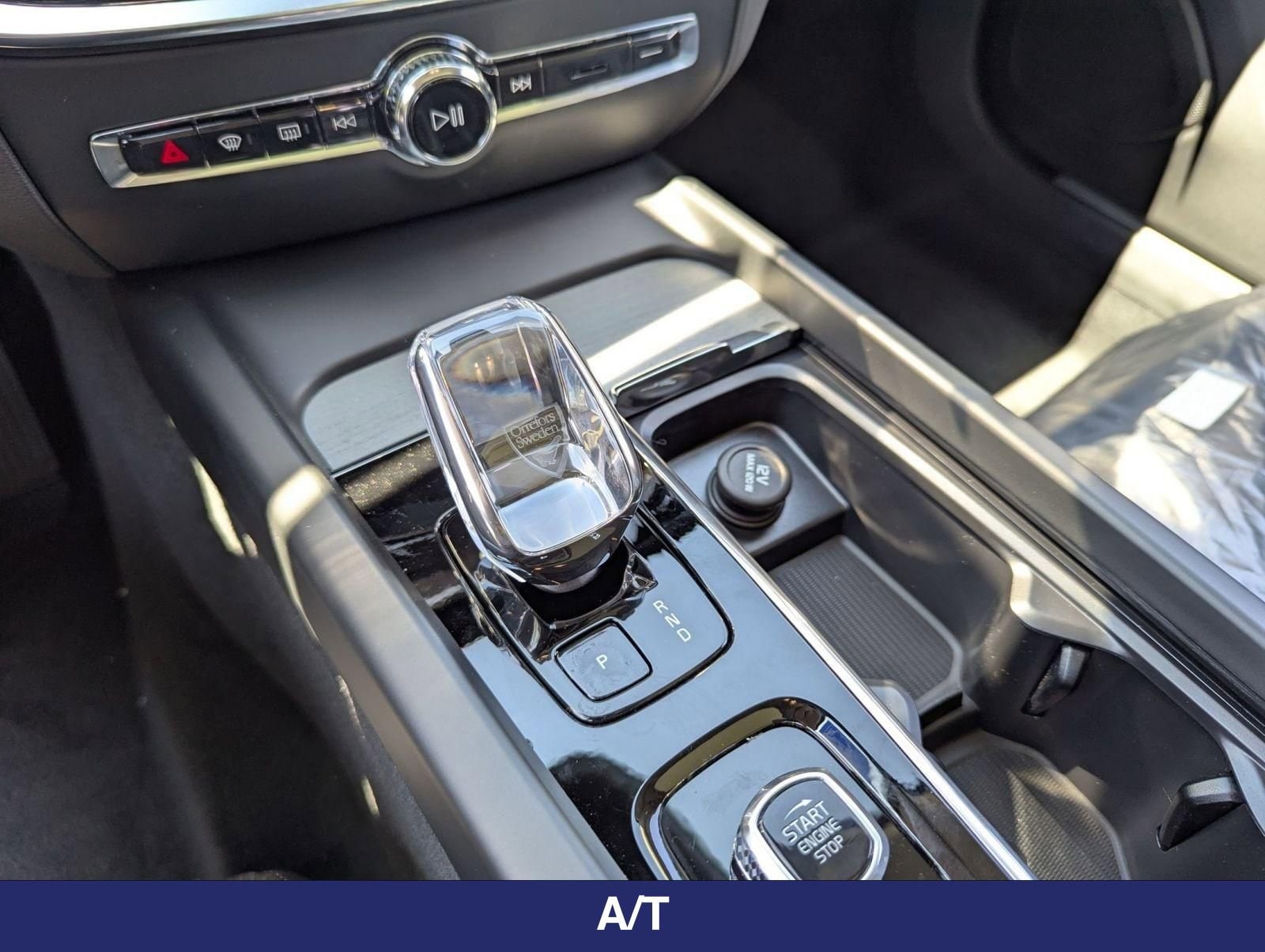 2026 Volvo V60 Cross Country Ultra - Photo 17