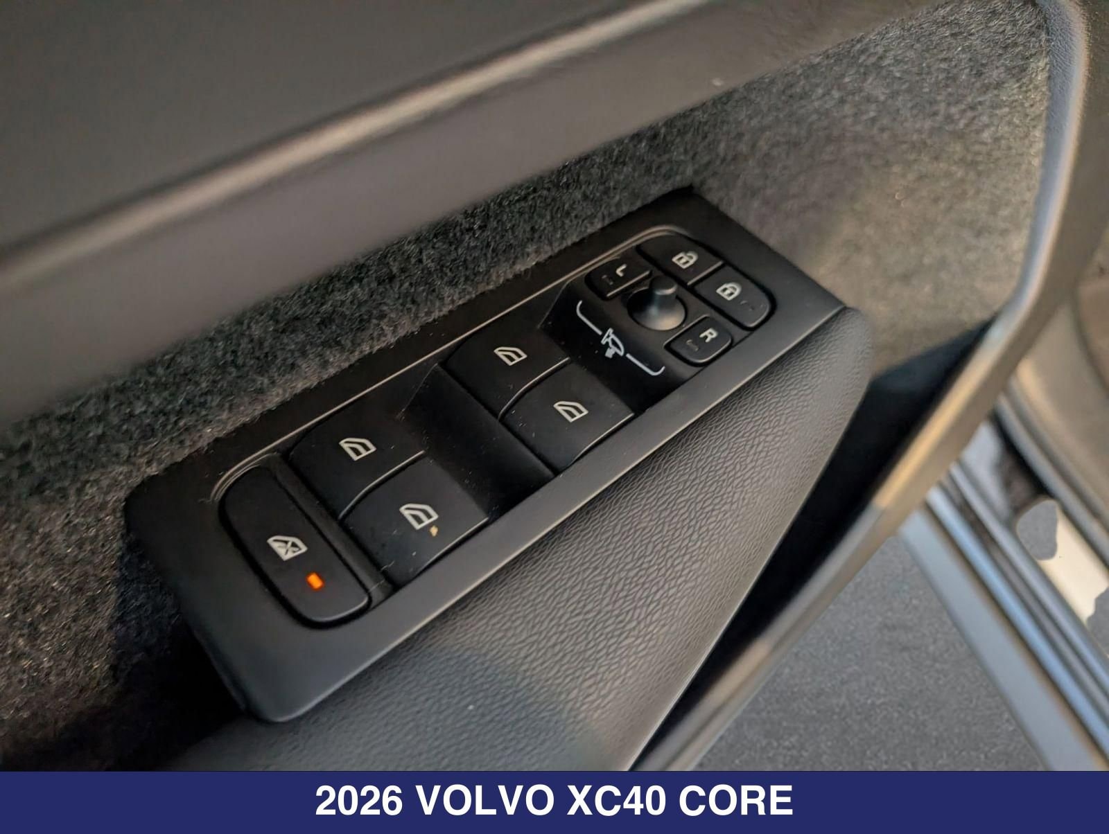 2026 Volvo XC40 Core - Photo 8