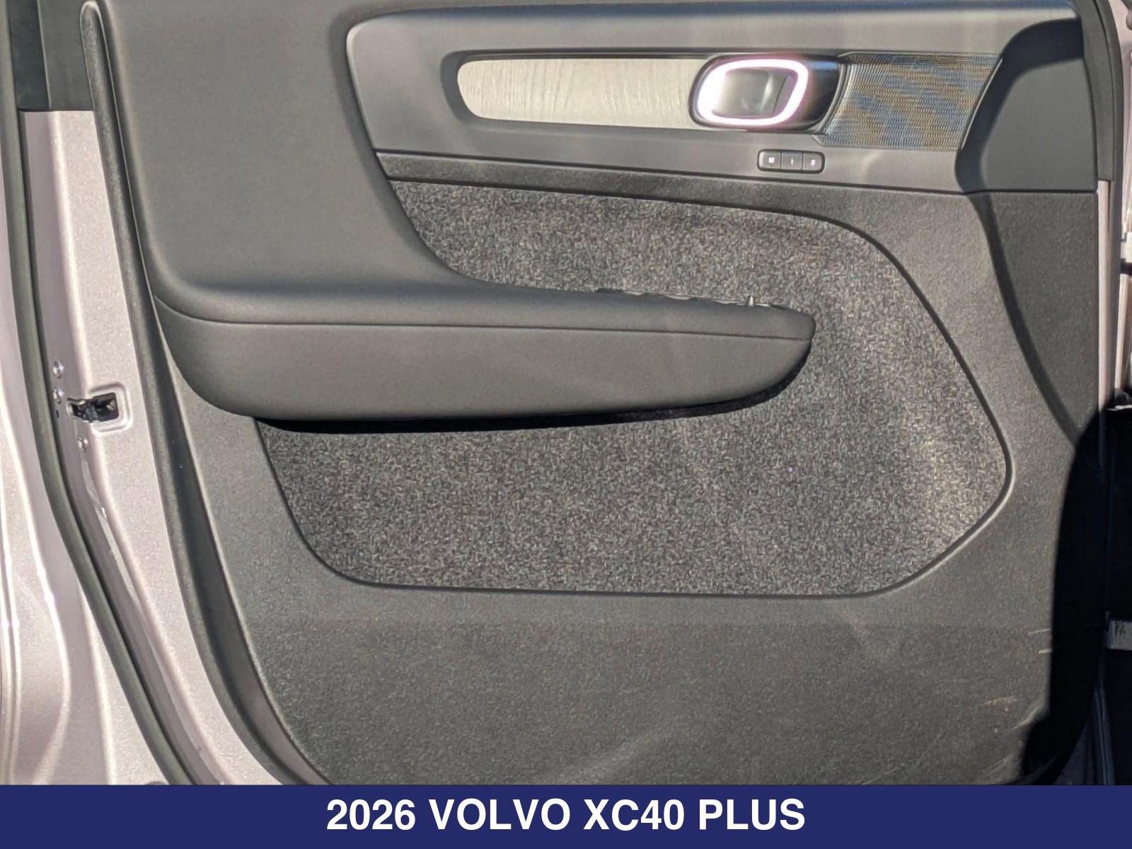 2026 Volvo XC40 Plus - Photo 11