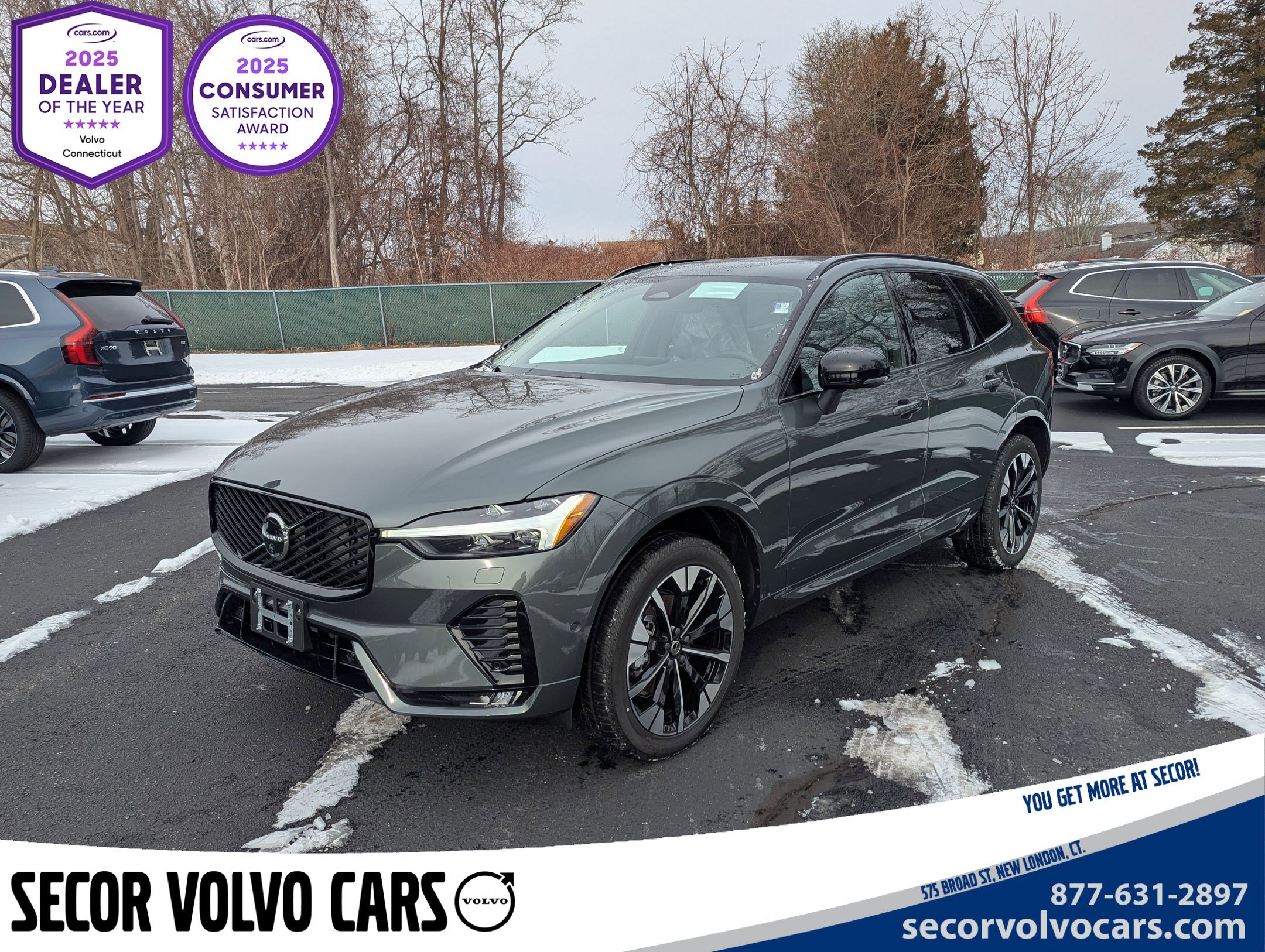 2026 Volvo XC60 Plus's photo