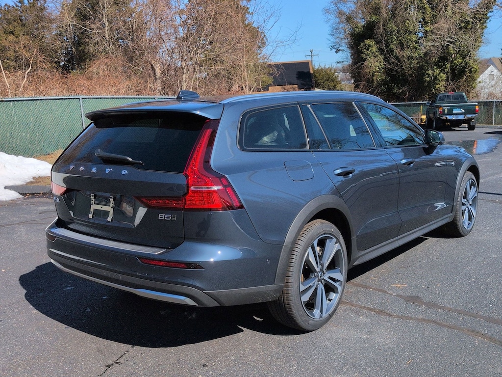 Used 2026 Volvo V60 Cross Country B5 Plus Wagon