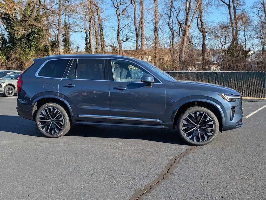 New 2026 Volvo XC90 B6 Plus 7-Seater SUV