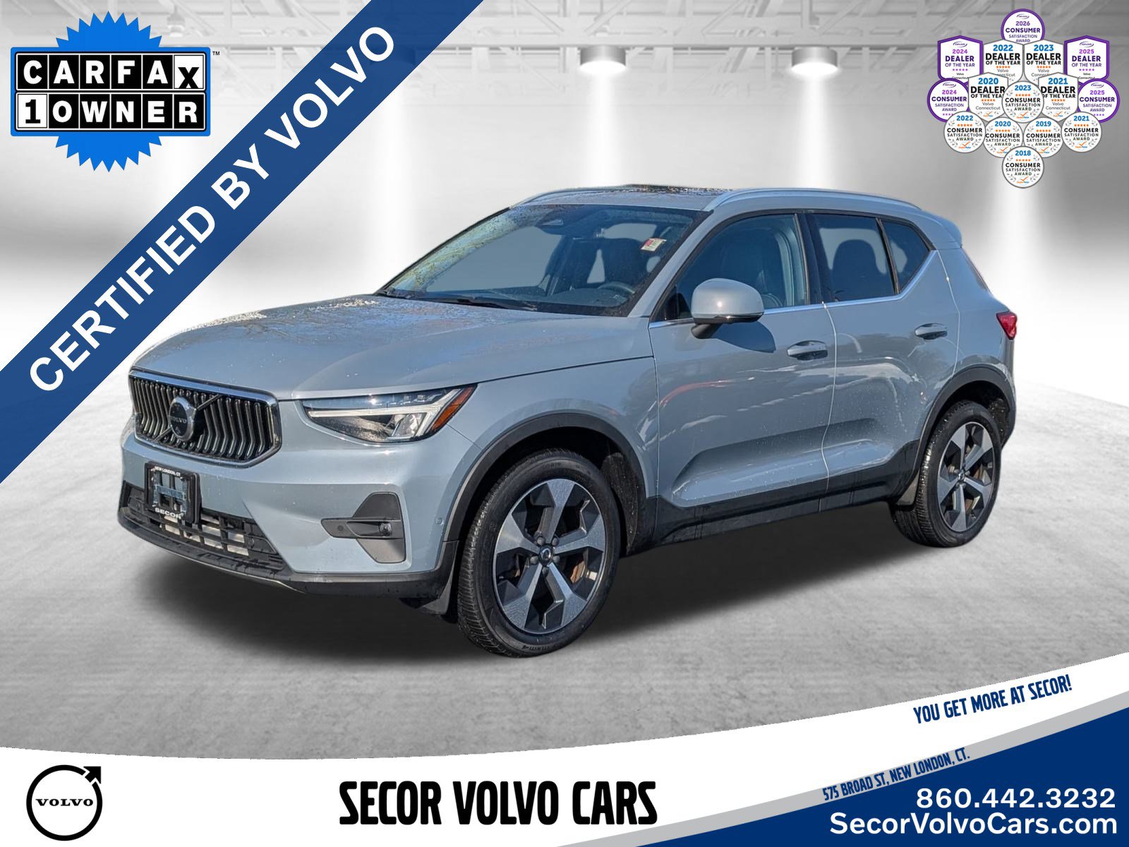 2023 Volvo XC40 B5 AWD Plus Bright Theme 