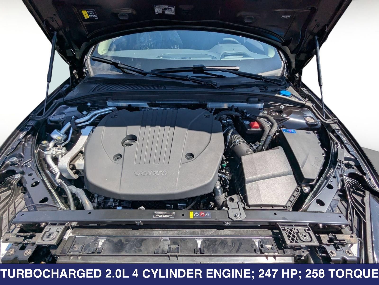 2026 Volvo V60 Cross Country Ultra - Photo 25