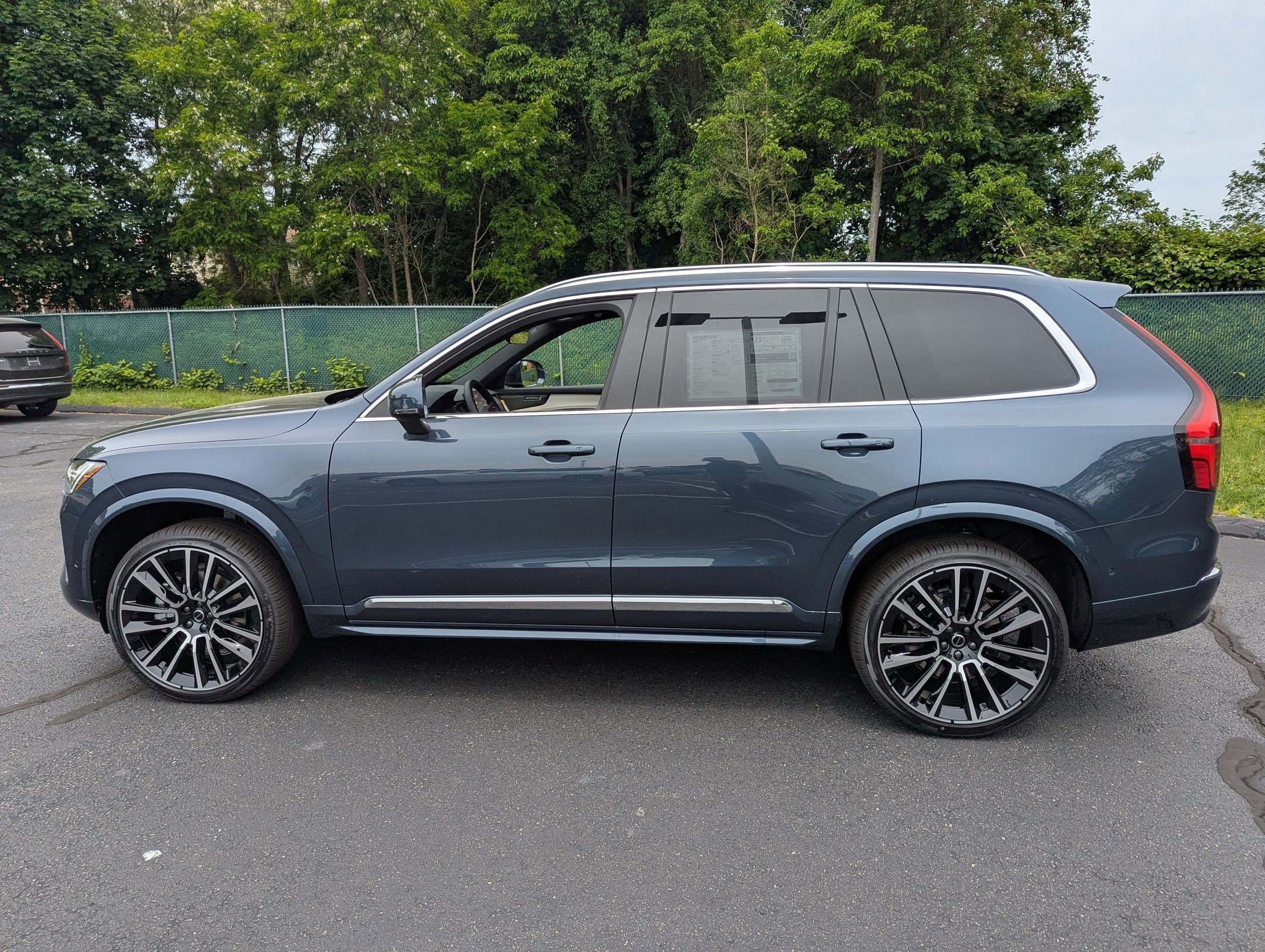 2025 Volvo XC90 Ultra - Photo 6