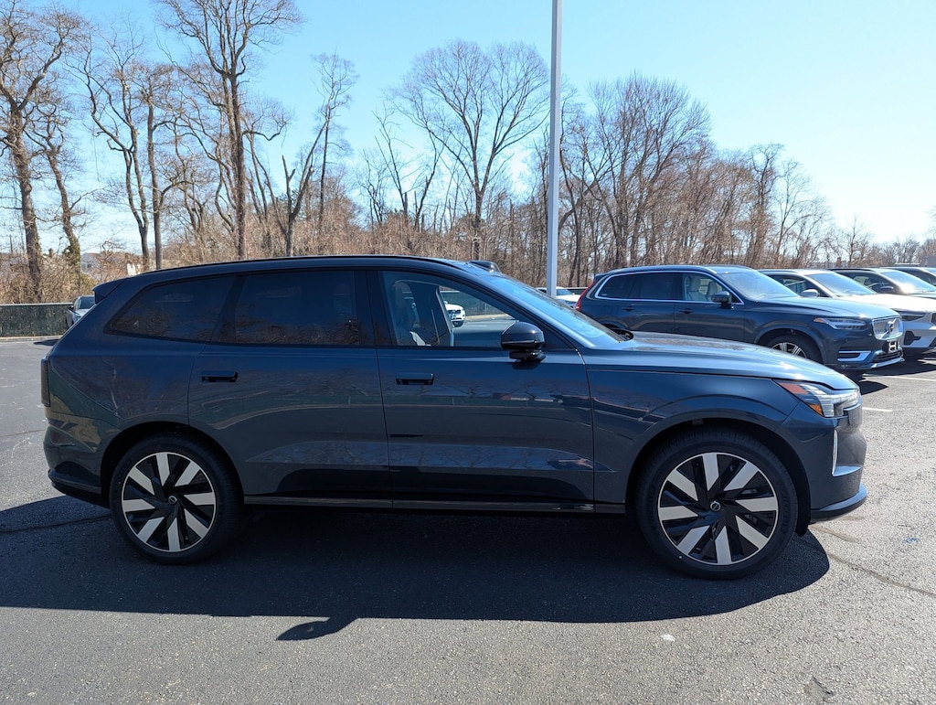 Used 2025 Volvo EX90 Twin Motor Performance Ultra 7-Seater SUV