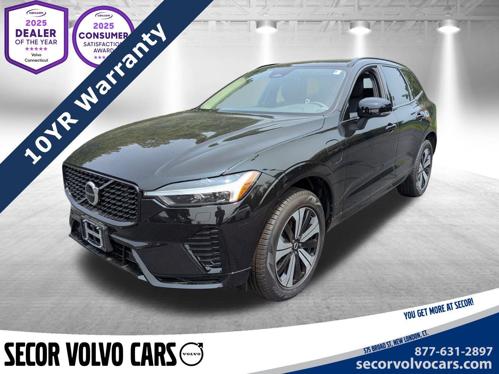 2025 Volvo XC60 plug-in hybrid SUV 