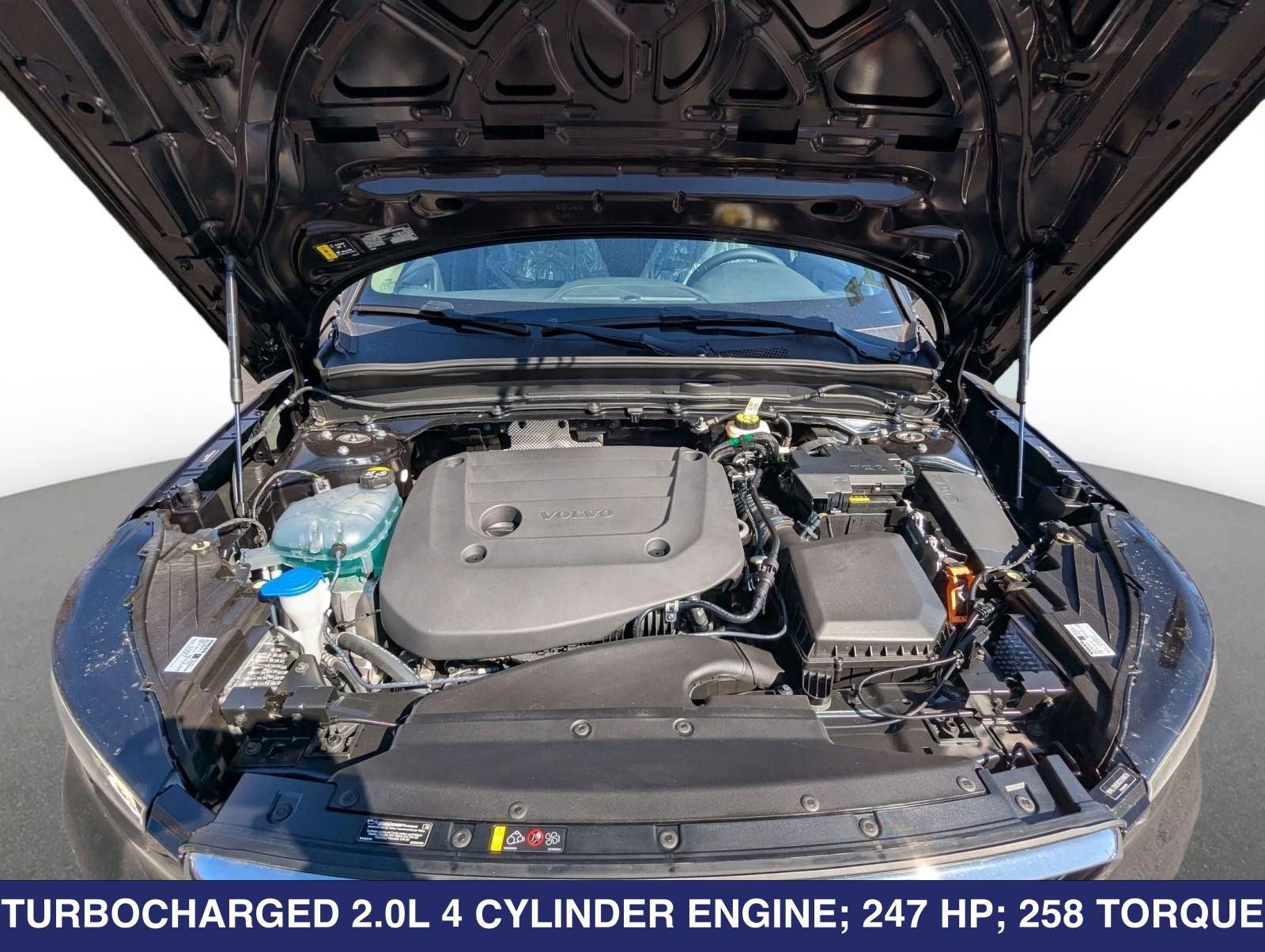 2025 Volvo XC40 Plus - Photo 23