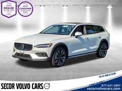 2026 Volvo V60 Cross Country B5 Ultra AWD Wagon