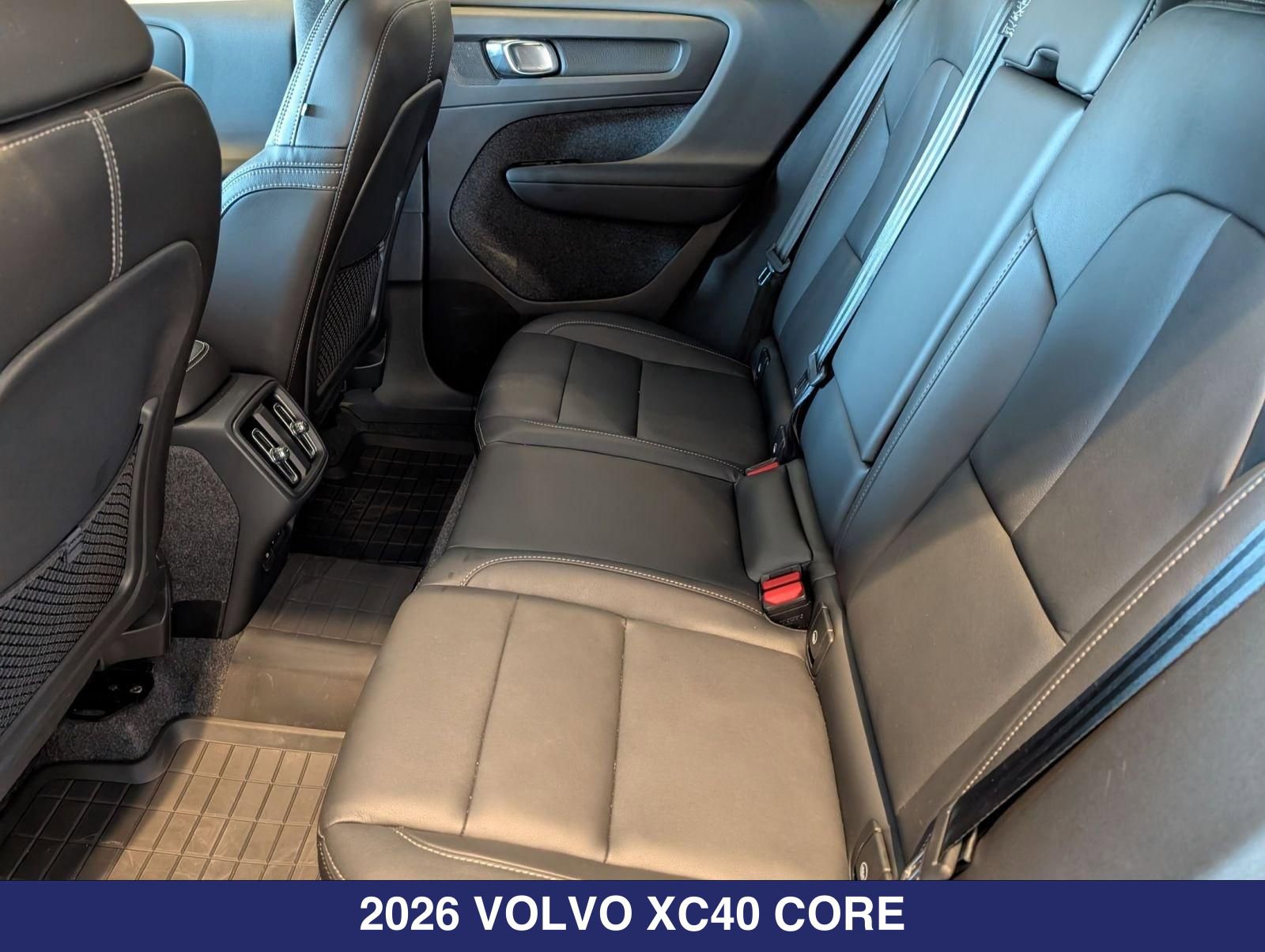 2026 Volvo XC40 Core - Photo 13