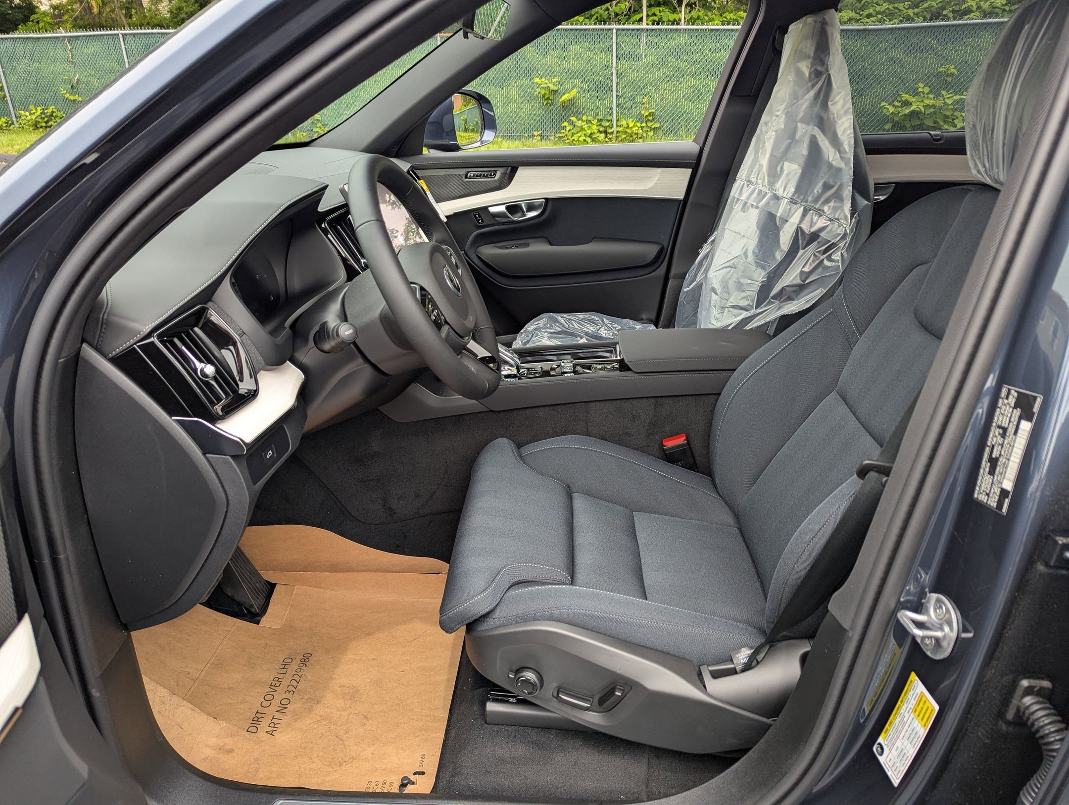 2025 Volvo XC90 Ultra - Photo 8