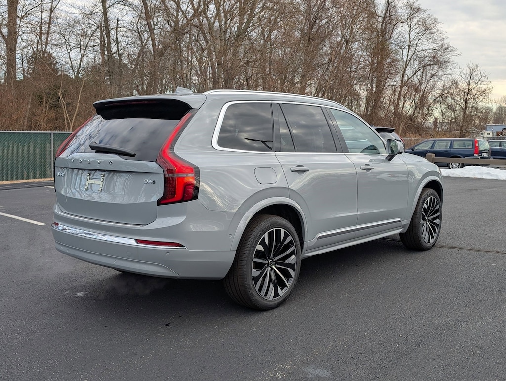New 2026 Volvo XC90 B6 Plus 7-Seater SUV