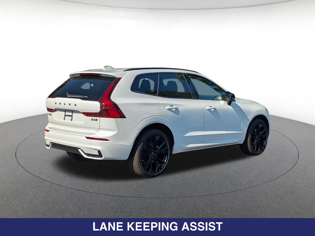 New 2026 Volvo XC60 B5 Ultra Black Edition SUV
