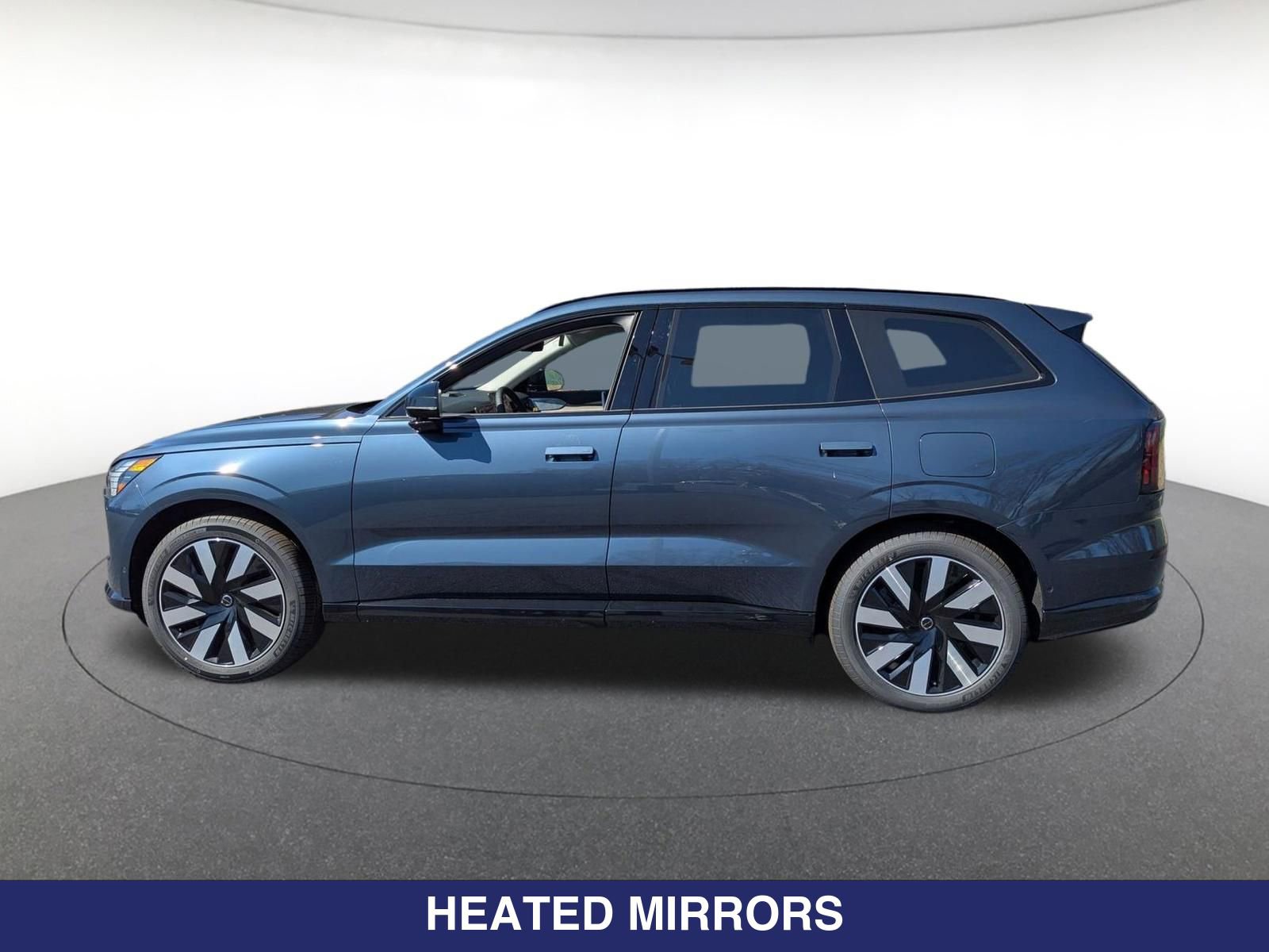 2025 Volvo EX90 Ultra - Photo 7
