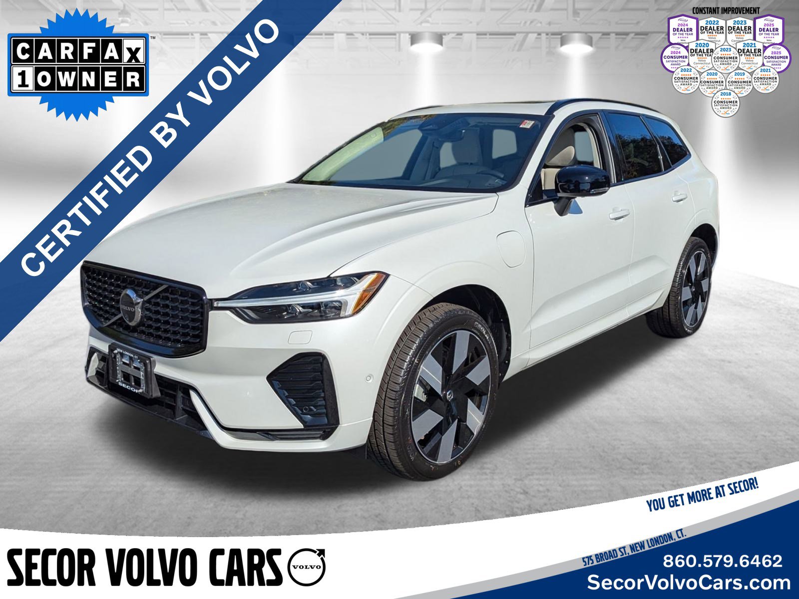 2024 Volvo XC60 Plus's photo