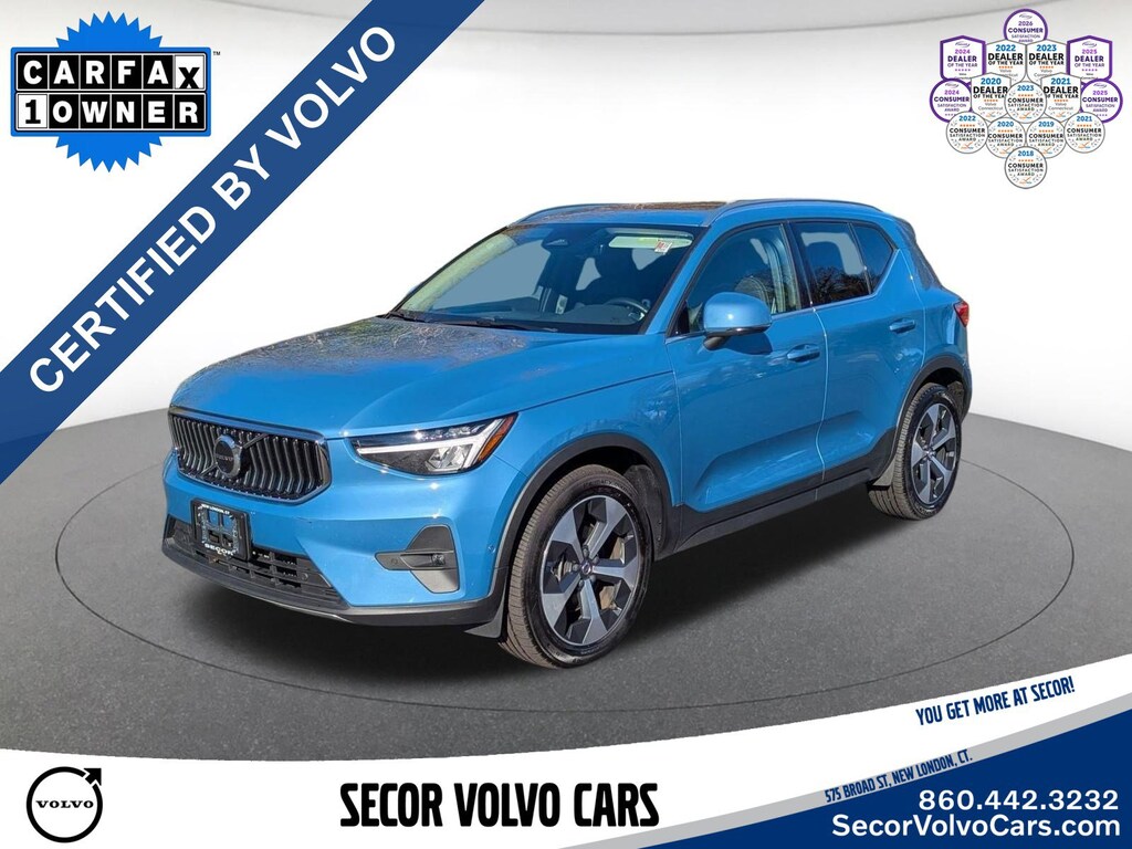 Certified 2023 Volvo XC40 Plus Bright Theme B5 AWD Plus Bright Theme