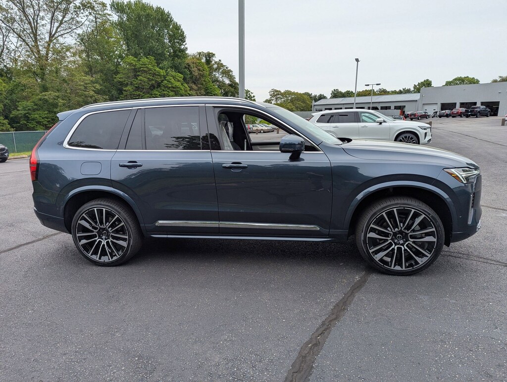 New 2025 Volvo XC90 B6 (2025.5) Ultra 7-Seater SUV