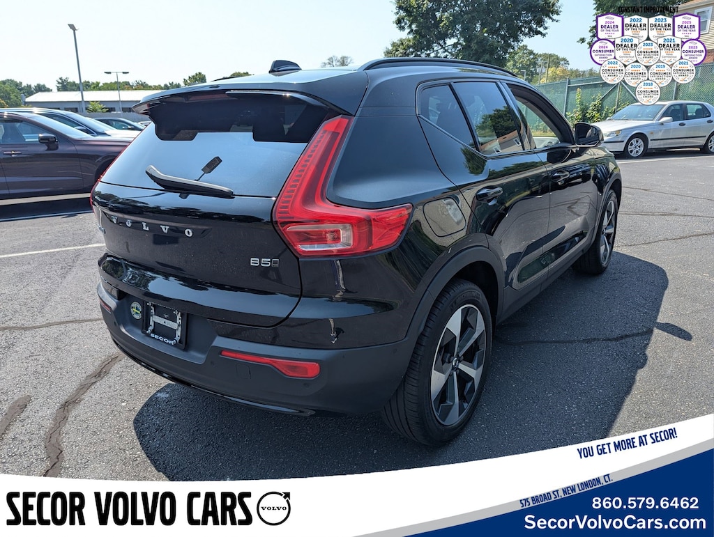 Certified 2023 Volvo XC40 Ultimate Dark Theme B5 AWD Ultimate Dark Theme