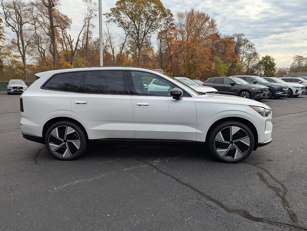 New 2025 Volvo EX90 Twin Motor Ultra 7-Seater SUV