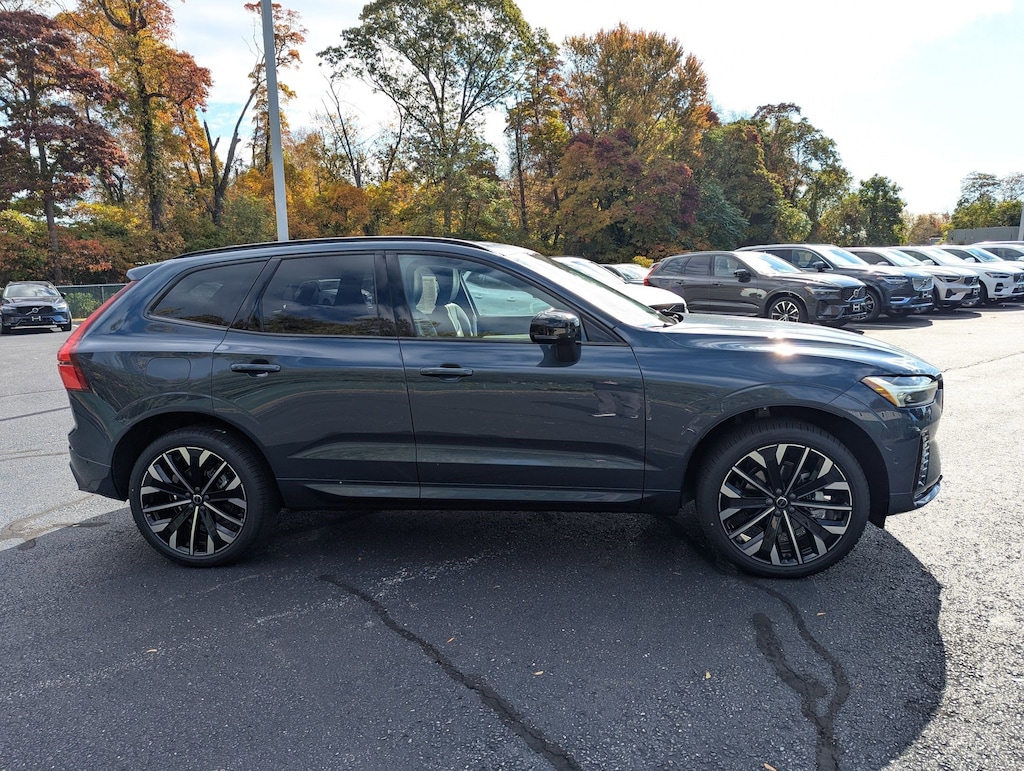 New 2026 Volvo XC60 B5 Ultra SUV