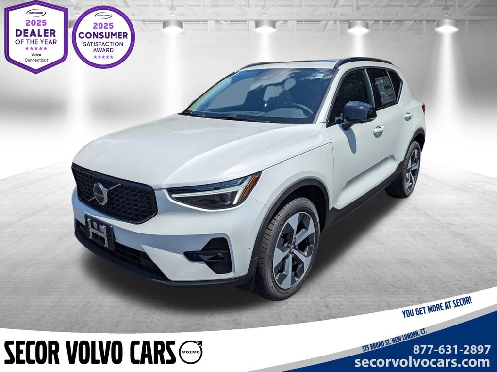 Used 2026 Volvo XC40 B5 Plus SUV