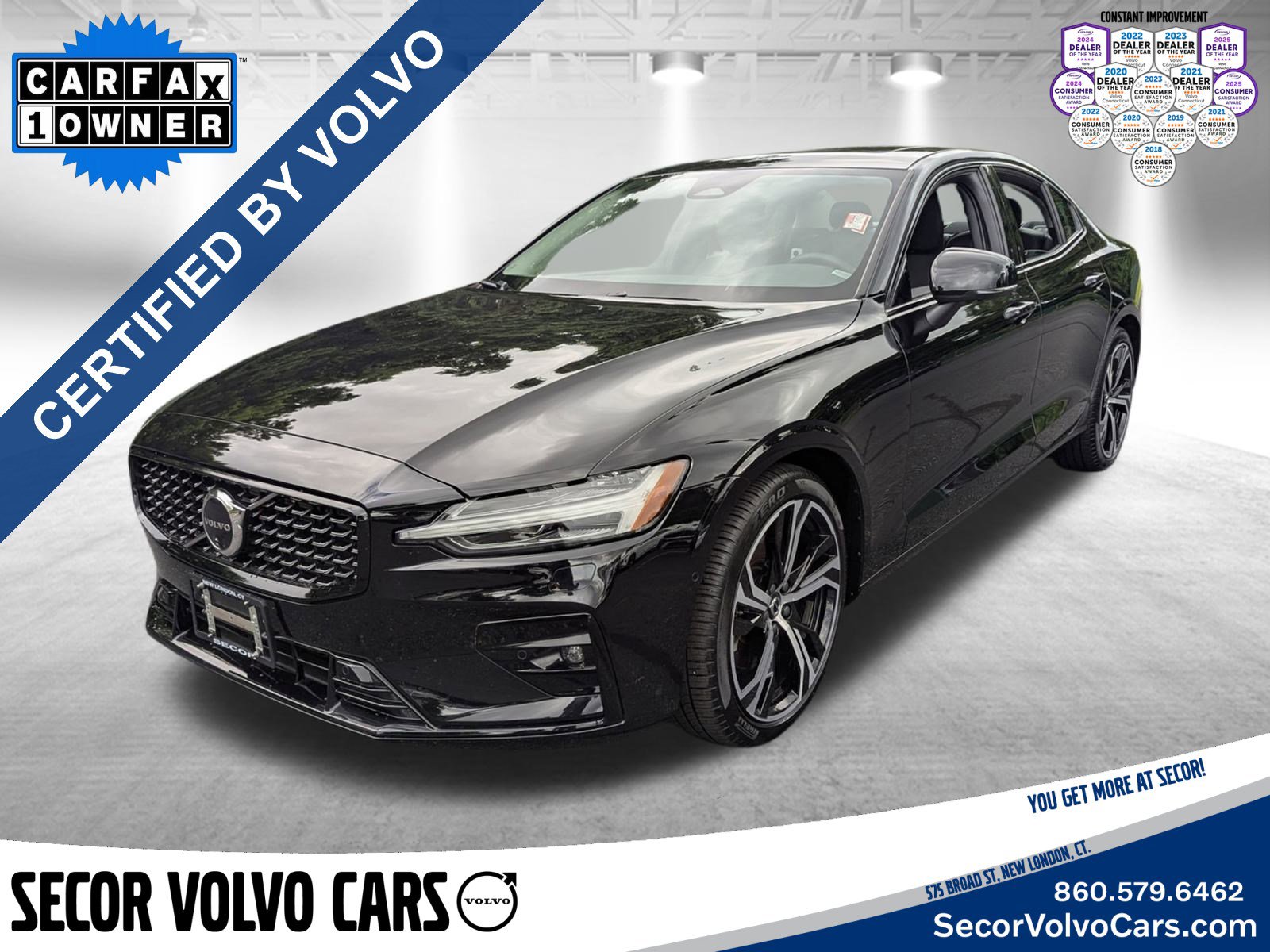 2024 Volvo S60 B5 AWD Plus Dark Theme 