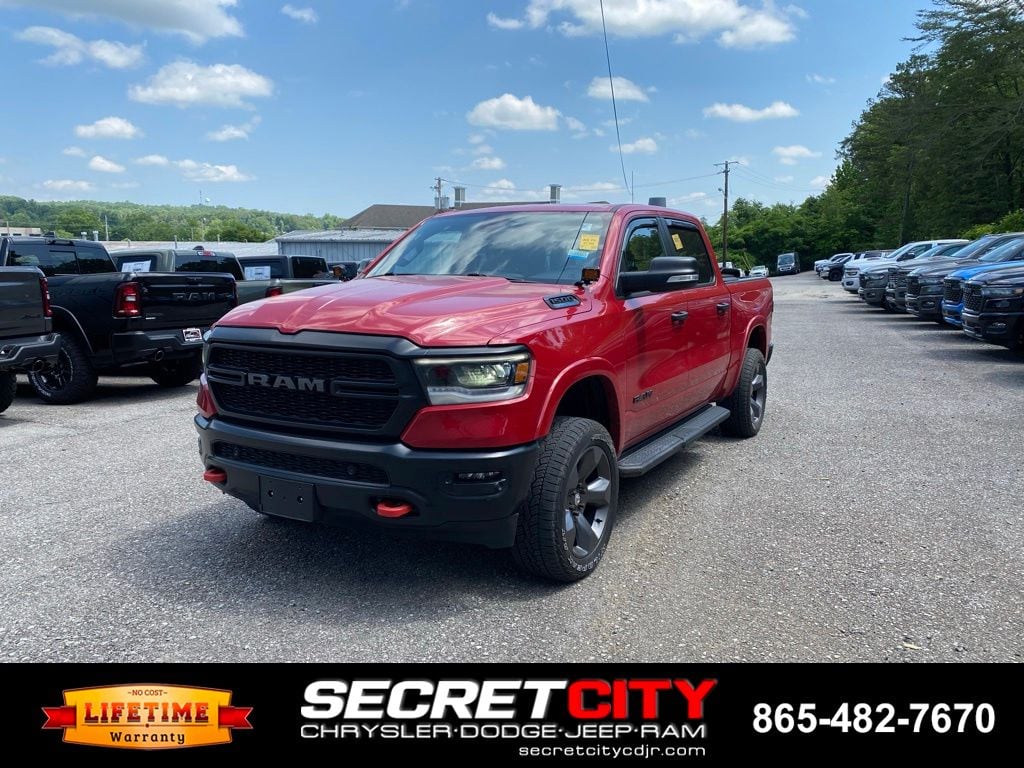 2022 RAM 1500 Big Horn/Lone Star 4x4 Crew Cab 5'7's photo