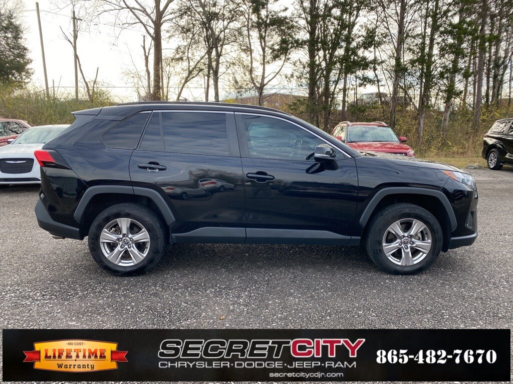 Used 2022 Toyota RAV4 XLE SUV