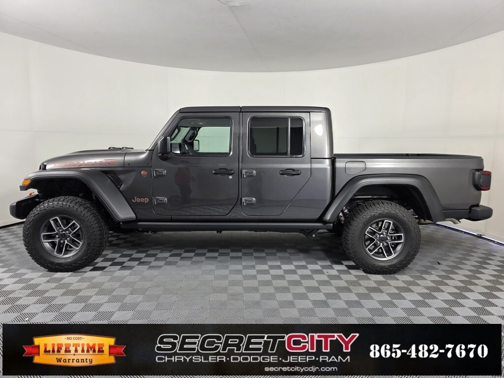 2025 Jeep Gladiator Mojave photo 4