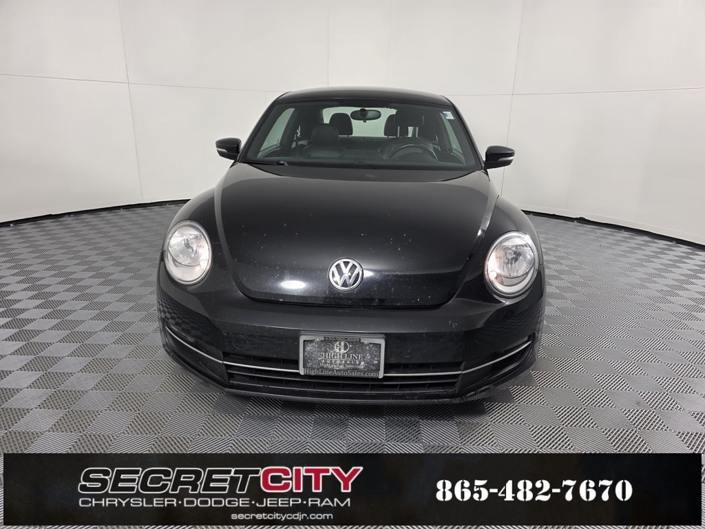 Used 2014 Volkswagen Beetle 2.0 with VIN 3VWJL7AT3EM661682 for sale in Oak Ridge, TN