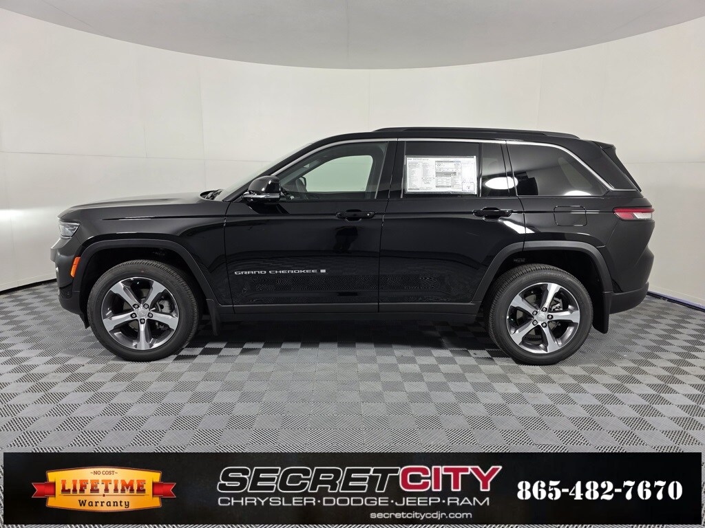 2025 Jeep Grand Cherokee Limited photo 4