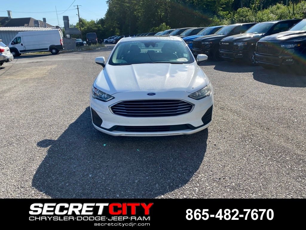 Used 2019 Ford Fusion SE Sedan