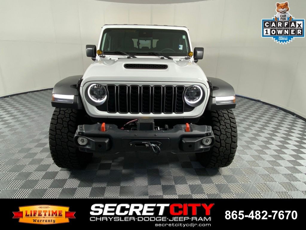 Used 2025 Jeep Gladiator Mojave Truck