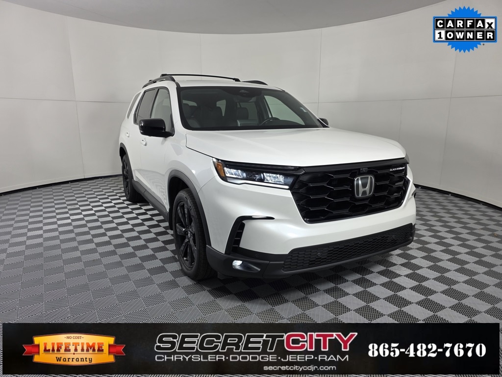 2025 Honda Pilot Black Edition's photo