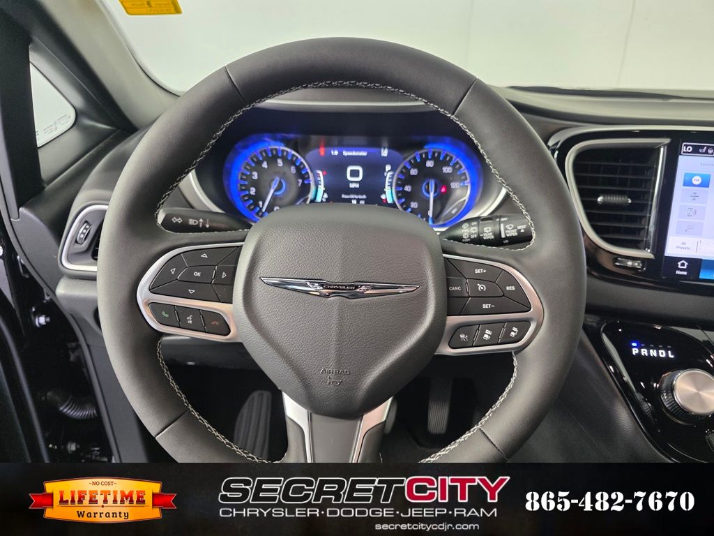 2026 Chrysler Voyager LX - Photo 16