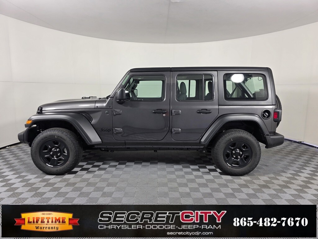 2025 Jeep Wrangler Sport photo 4