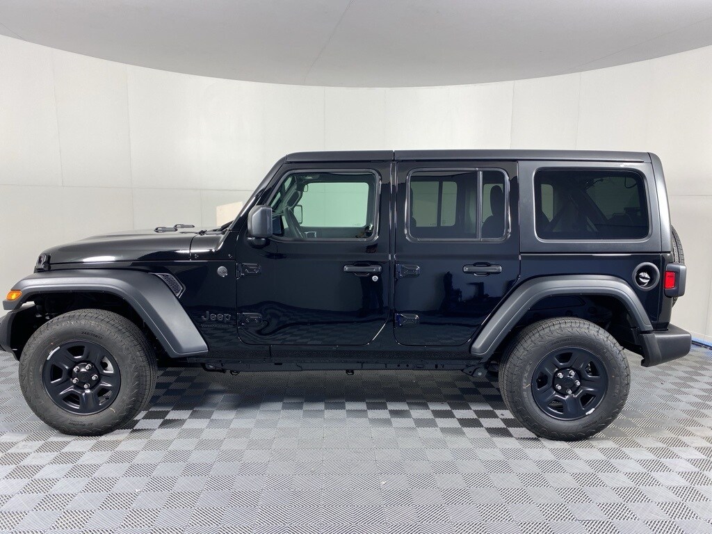 2026 Jeep Wrangler Willys photo 4