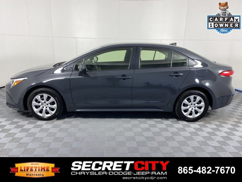 Used 2025 Toyota Corolla Hybrid LE Sedan