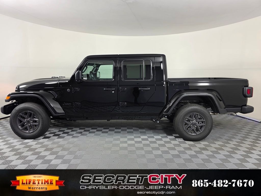 New 2025 Jeep Gladiator SPORT S 4X4 Pickup