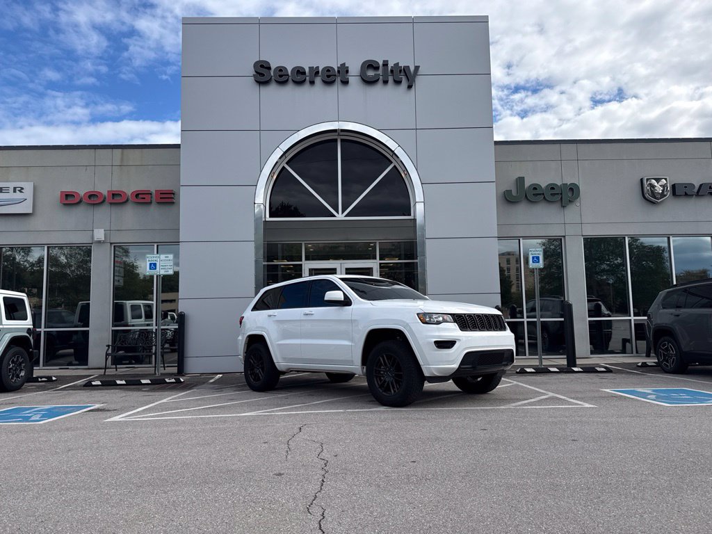 2022 Jeep Grand Cherokee WK Laredo, Laredo E, Laredo X, Laredo X SE, Altitude