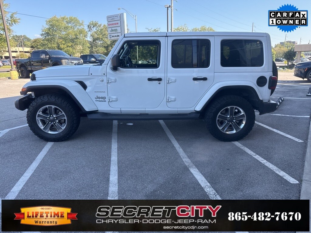 2019 Jeep Wrangler Unlimited Sahara photo 2